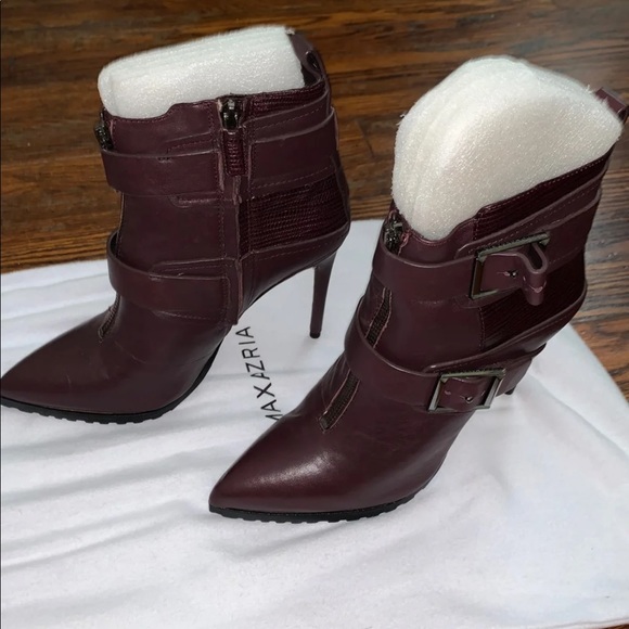 New BCBGMAXARIA boots,no box - Picture 2 of 3